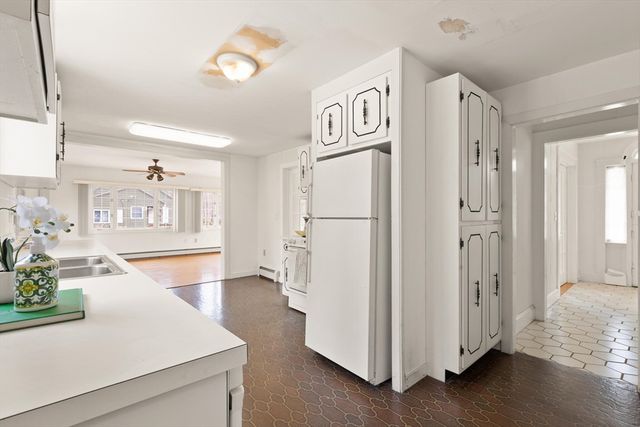 42 Glendale Rd, Sharon, MA 02067