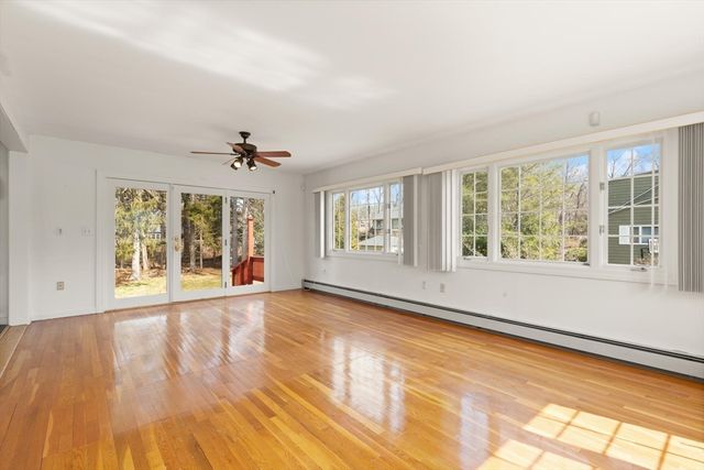 42 Glendale Rd, Sharon, MA 02067