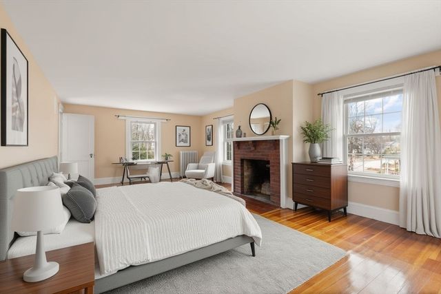 42 Glendale Rd, Sharon, MA 02067