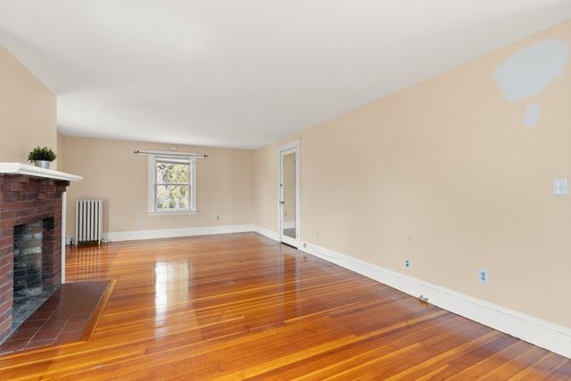 42 Glendale Rd, Sharon, MA 02067