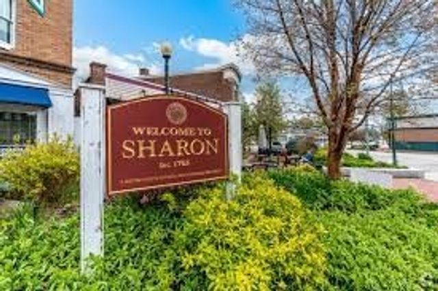 42 Glendale Rd, Sharon, MA 02067