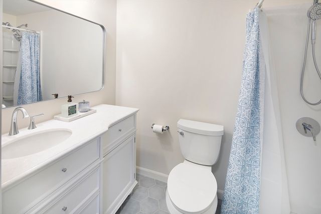 220 Bedford St E-6, Bridgewater, MA 02324