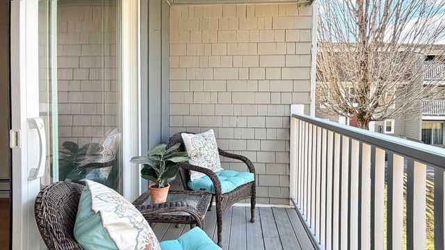 220 Bedford St E-6, Bridgewater, MA 02324