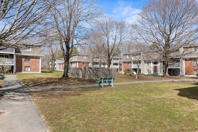 220 Bedford St E-6, Bridgewater, MA 02324