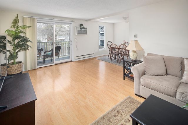 220 Bedford St E-6, Bridgewater, MA 02324