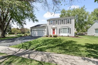 2150 Cumberland Parkway, Algonquin, IL 60102