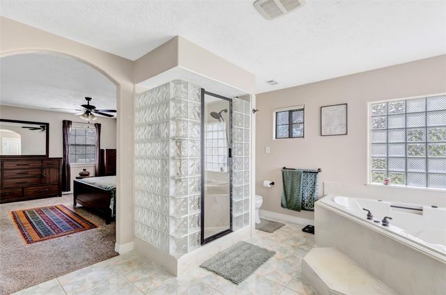 6012 Crosby Cedar Bayou Road, Baytown, TX 77521