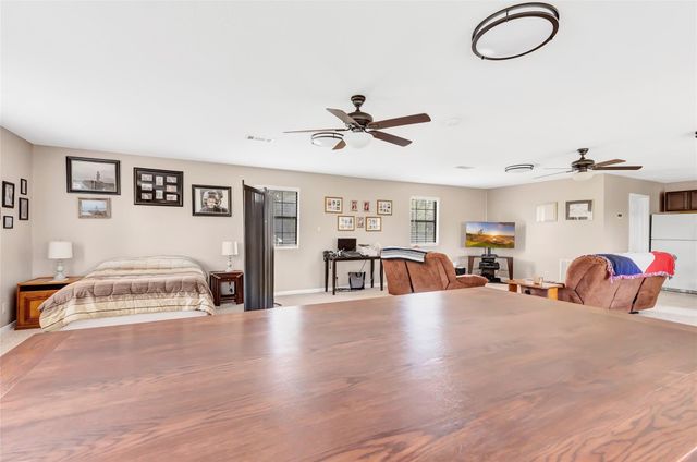 6012 Crosby Cedar Bayou Road, Baytown, TX 77521