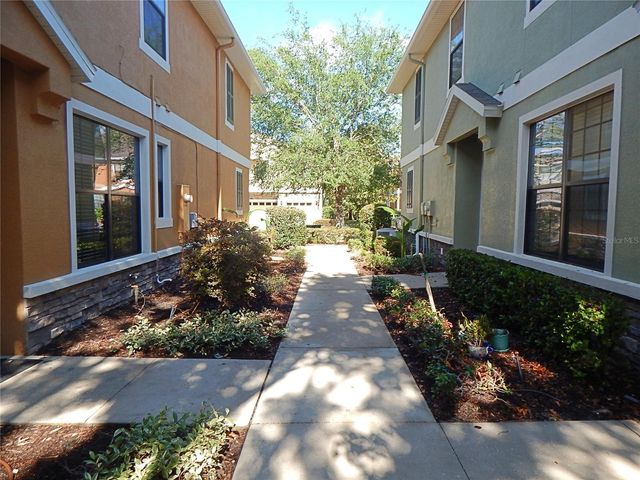 5716 KINGLETSOUND PLACE, Lithia, FL 33547