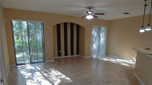 5716 KINGLETSOUND PLACE, Lithia, FL 33547