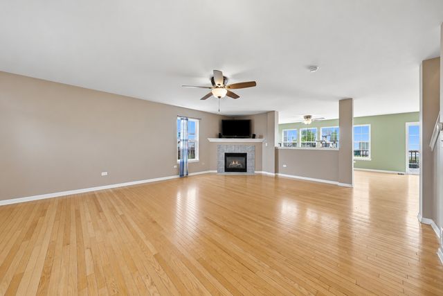 1006 FOXVIEW Drive, Joliet, IL 60431