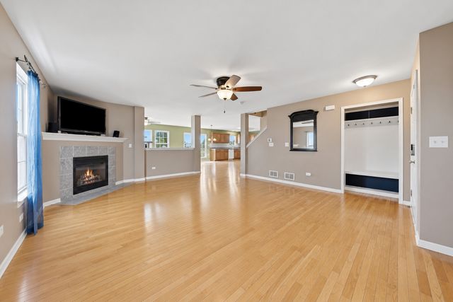 1006 FOXVIEW Drive, Joliet, IL 60431