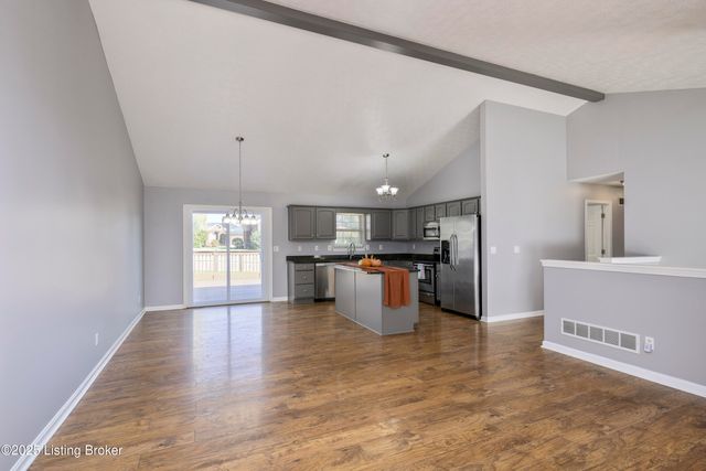 1034 Brookstone Ct, Georgetown, IN 47122