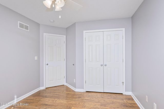 1034 Brookstone Ct, Georgetown, IN 47122