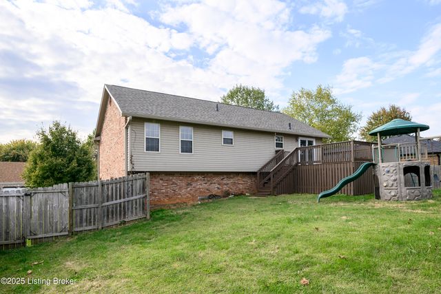 1034 Brookstone Ct, Georgetown, IN 47122