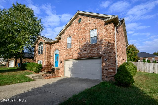 1034 Brookstone Ct, Georgetown, IN 47122