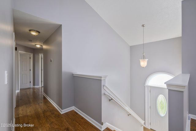 1034 Brookstone Ct, Georgetown, IN 47122