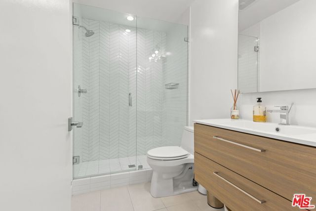 2913 3rd Street 306, Santa Monica, CA 90405