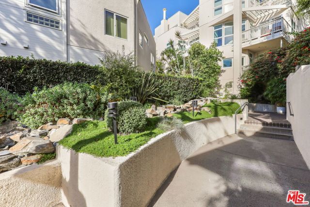 2913 3rd Street 306, Santa Monica, CA 90405