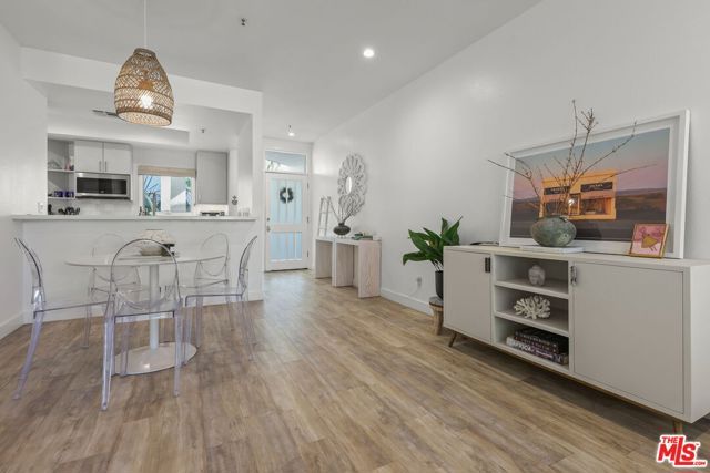 2913 3rd Street 306, Santa Monica, CA 90405