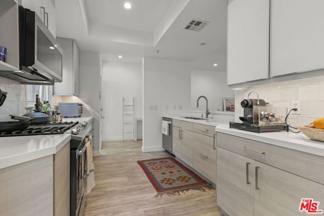 2913 3rd Street 306, Santa Monica, CA 90405