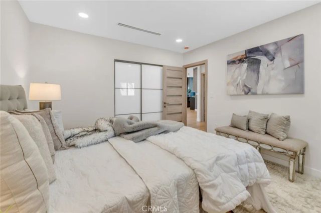 7115 Matilija Avenue, Van Nuys, CA 91405