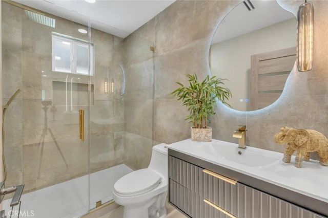 7115 Matilija Avenue, Van Nuys, CA 91405
