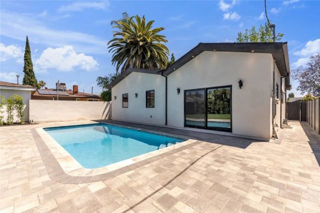 7115 Matilija Avenue, Van Nuys, CA 91405