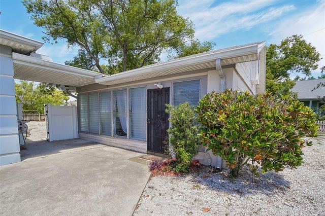 3220 COUNTY ROAD 1, Dunedin, FL 34698