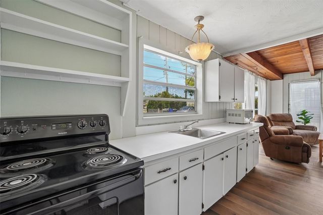 3220 COUNTY ROAD 1, Dunedin, FL 34698
