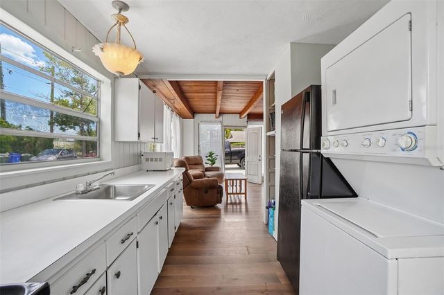 3220 COUNTY ROAD 1, Dunedin, FL 34698