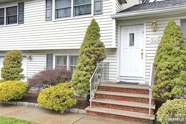 601 Rhein Court, New Milford, NJ 07646