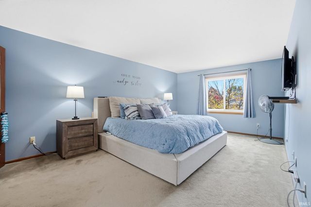 2227 Candlewick Drive, Fort Wayne, IN 46804