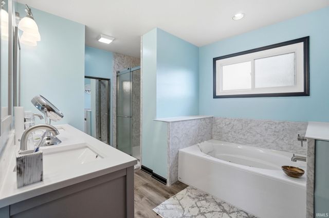 2227 Candlewick Drive, Fort Wayne, IN 46804