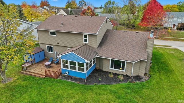 2227 Candlewick Drive, Fort Wayne, IN 46804