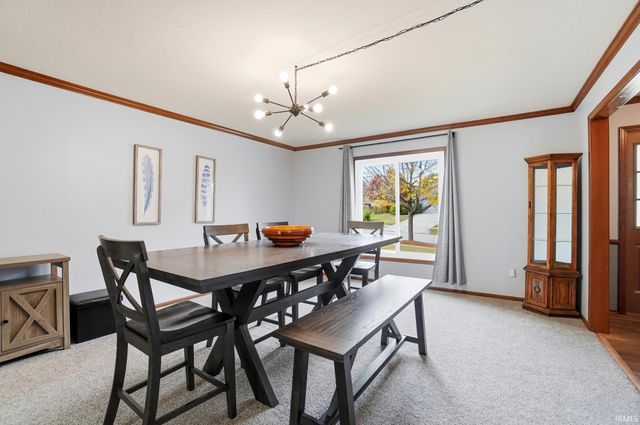 2227 Candlewick Drive, Fort Wayne, IN 46804