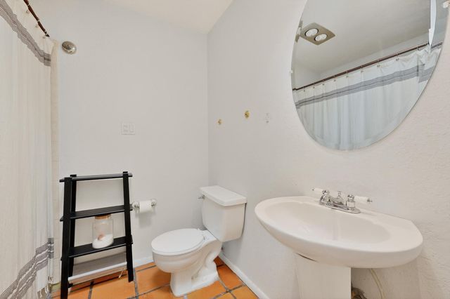 12912 Alice Avenue NE, Albuquerque, NM 87112