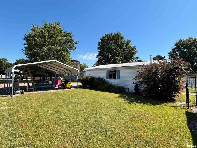 203 E 4TH Street, Brookport, IL 62910