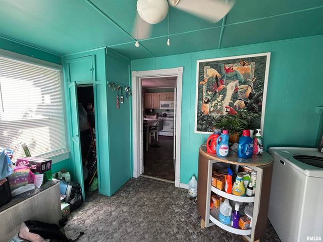 203 E 4TH Street, Brookport, IL 62910