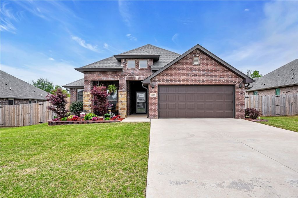 5339 Clear Springs Avenue, Springdale, AR 72762