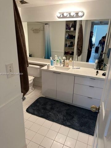 11155 SW 5th Pl 205, Pembroke Pines, FL 33025