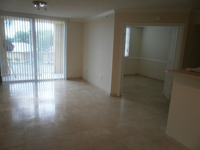 11155 SW 5th Pl 205, Pembroke Pines, FL 33025