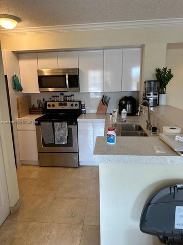 11155 SW 5th Pl 205, Pembroke Pines, FL 33025