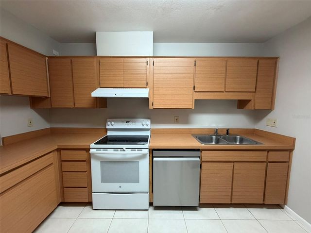 3505 TARPON WOODS BOULEVARD K408, Palm Harbor, FL 34685