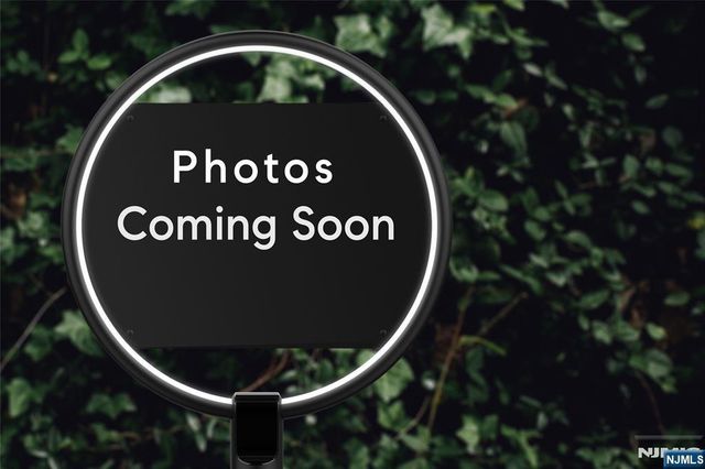 48 Sherman Place, Ridgewood, NJ 07450