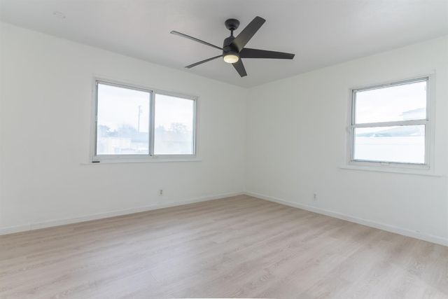 4883 E Michigan Avenue, Fresno, CA 93703