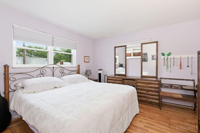 618 Ivyhill Drive, Delhi Twp, OH 45238