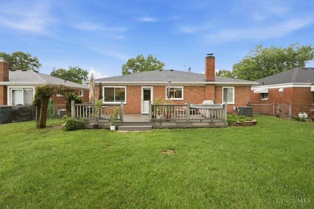 618 Ivyhill Drive, Delhi Twp, OH 45238