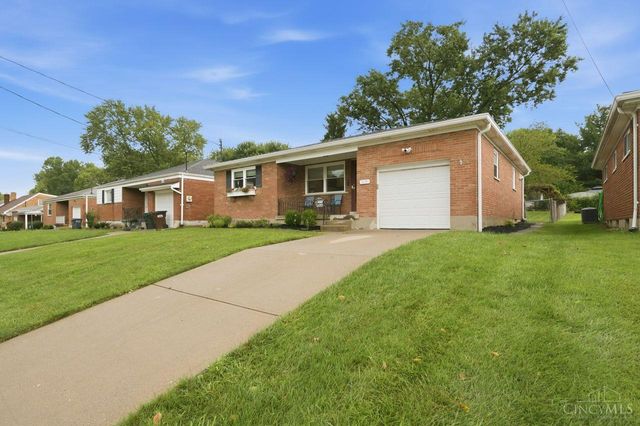 618 Ivyhill Drive, Delhi Twp, OH 45238