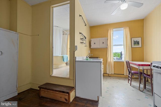 2744 E BALTIMORE ST, Baltimore, MD 21224